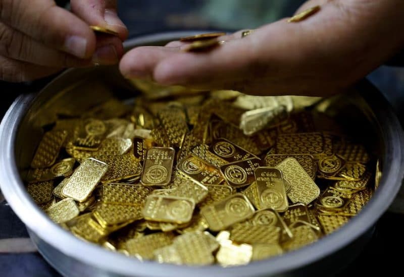 ارتفاع الذهب مع تراجع الدولار والسندات