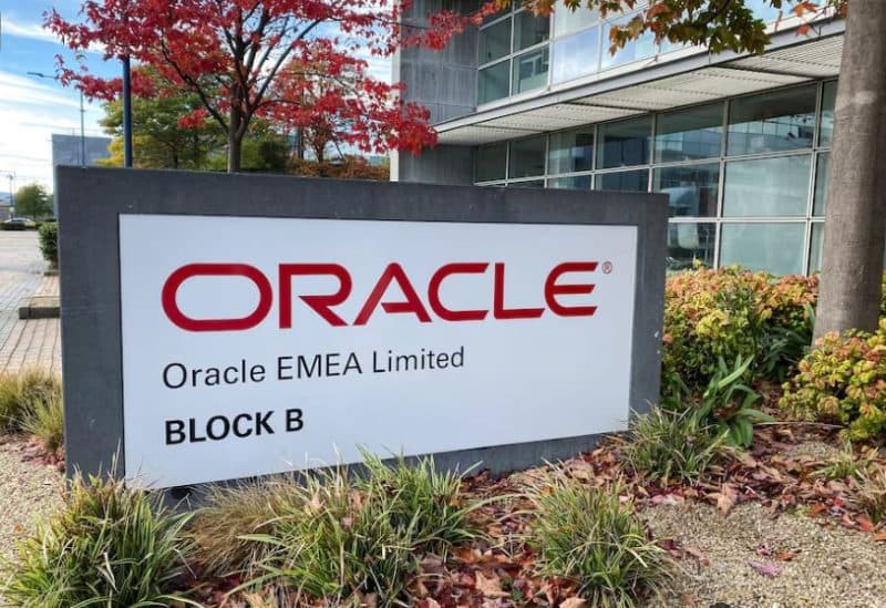 AstraZeneca and Oracle adopt AI for faster trials