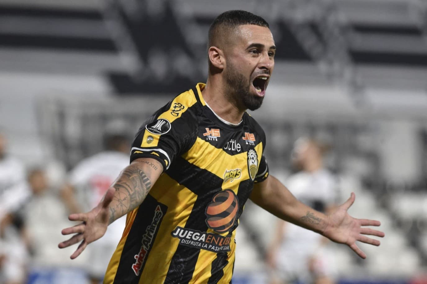 زلزال فنزويلا يودي بحياة زوجة لاعب وأولاده