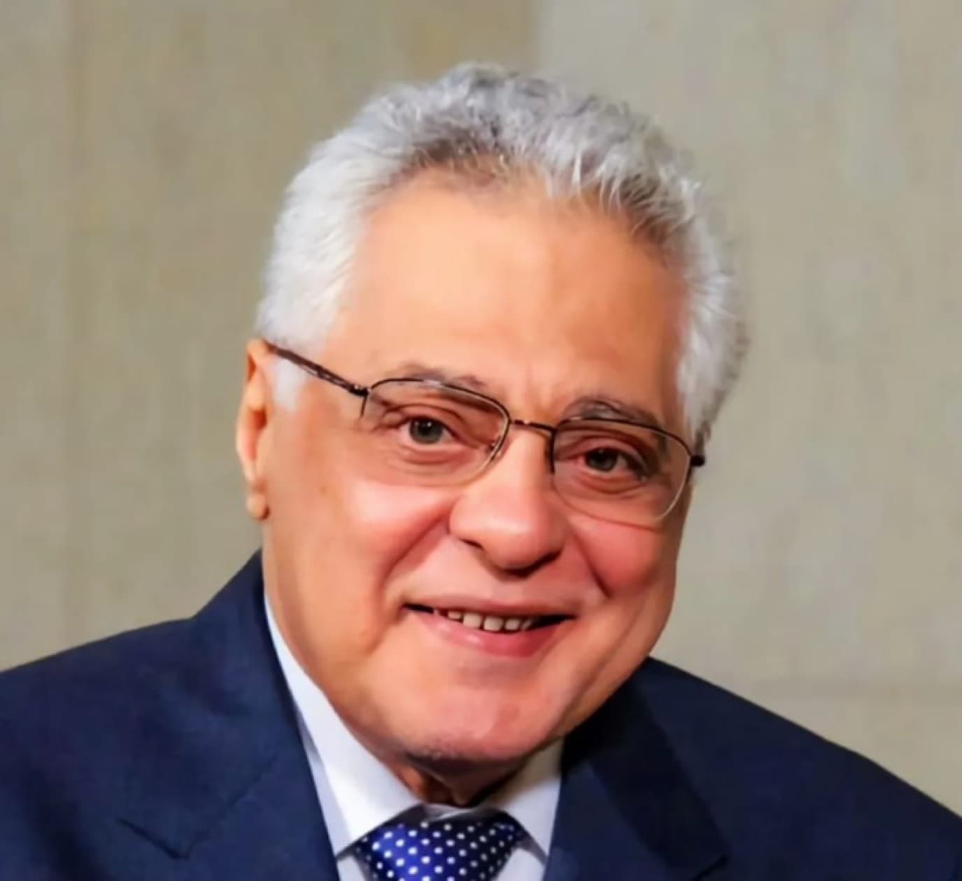 توفيق عبد الحميد يتجه للمحاكم بعد خبر وفاته