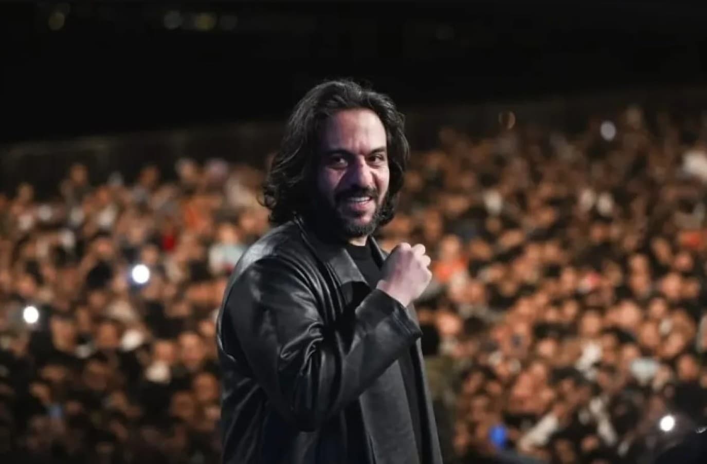 Bahaa Sultan returns fans at Carthage Festival