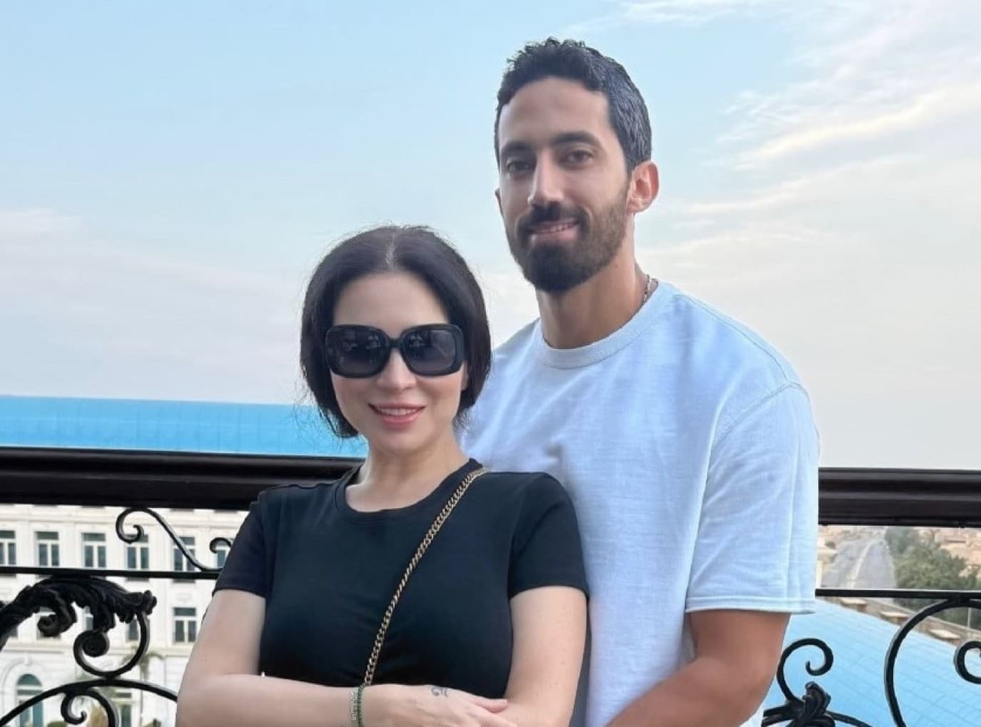مي عز الدين تتحدث عن هوايتها ورد زوجها