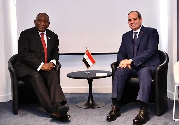 السيسي يلتقي رامافوزا على هامش بريكس