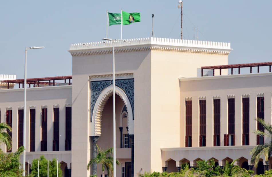 السعودية تؤكد حقها في حماية سيادتها