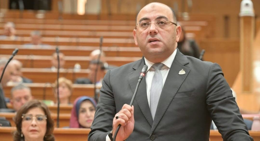 أماني أبو سحلي تخلت عن ابنها في خلاف ثأري