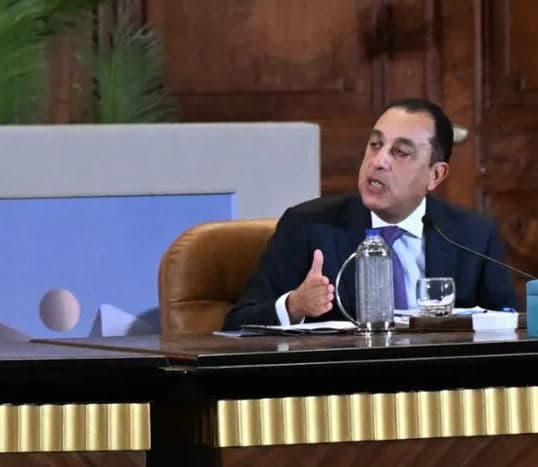 مدبولي يوسع مصادر الإيرادات بدون ضرائب