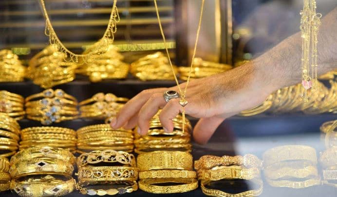 تراجع الذهب 50 جنيها بعد رفع الفائدة الأمريكية