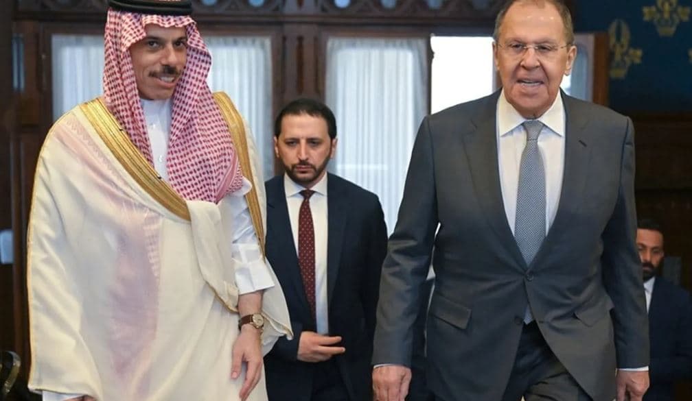لافروف يعرض وساطة روسيا في الشرق الأوسط
