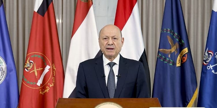 رئيس المجلس يدعو لمواجهة الحوثي
