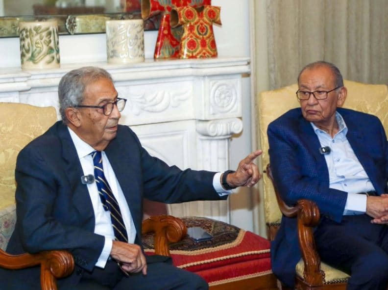 عمرو موسى يدعو لتعزيز التعاون في البحر الأحمر