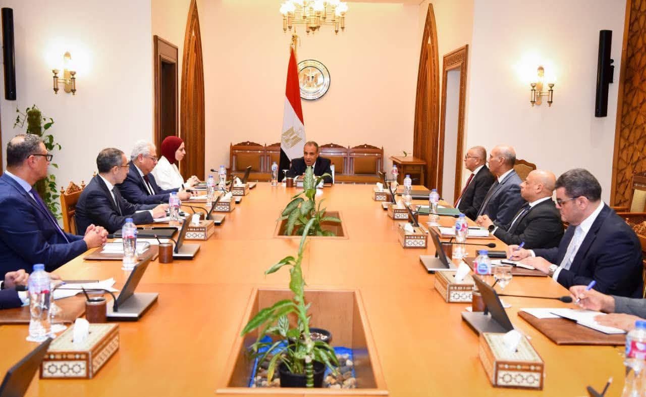 وزير الخارجية يناقش جهود إزالة الألغام ودعم ضحايا الحروب