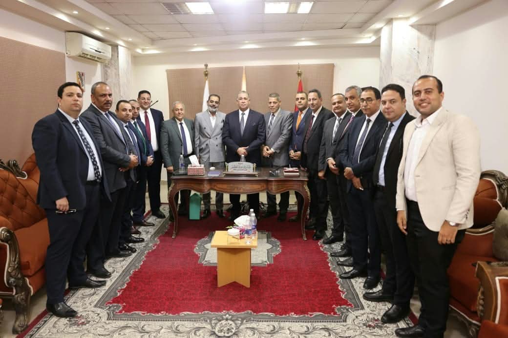 نقيب المحامين يلتقي مجلس بني سويف