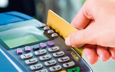 التموين تنفي السماح بإضافة المواليد على البطاقات