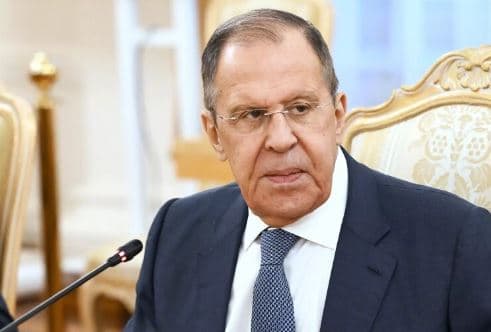 لافروف: اتهام روسيا يُمكن أن ي开启 حربا