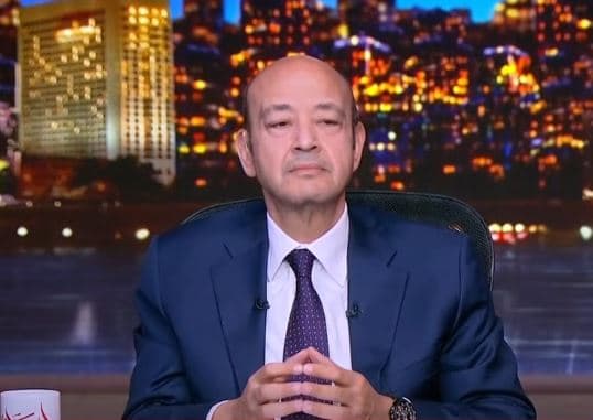 عمرو أديب يطالب بعدم بدء منتدى مصر بعرض إنجازات الحكومة