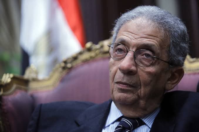 كيف أثرت عائلة عمرو موسى على وعيه السياسي