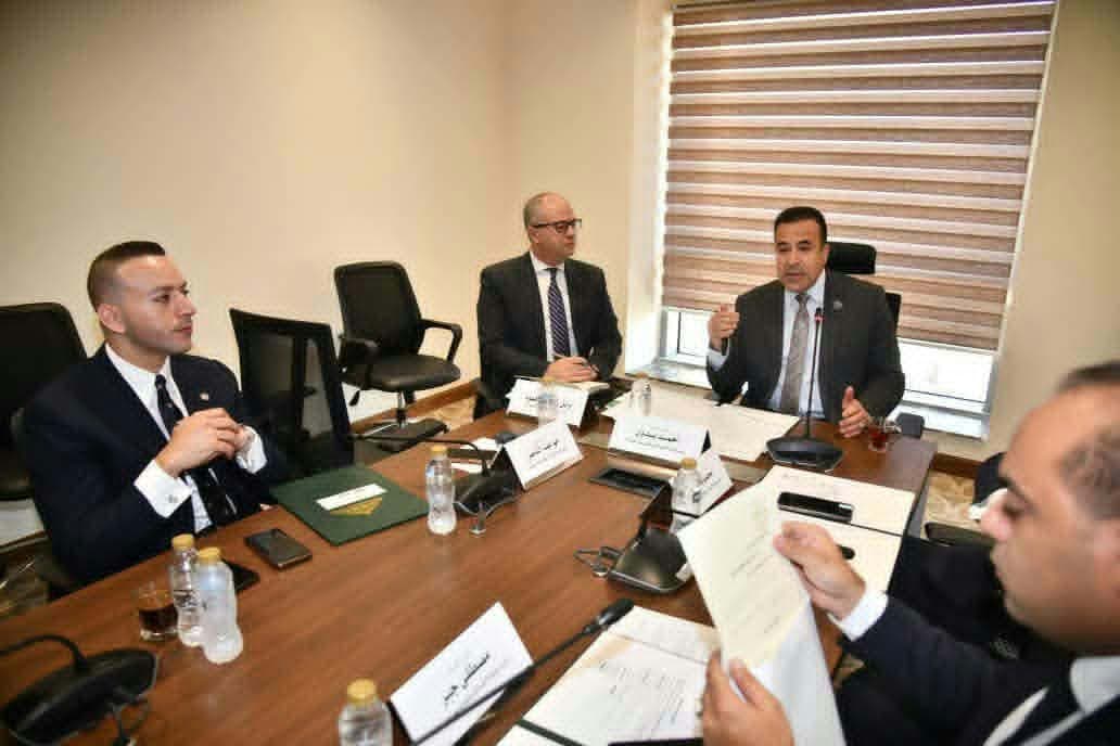 نيابيون يوصون بتركيب كابلات فايبر وتوفير إنترنت سريع لكل المحافظات