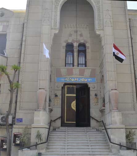 نقابة الأطباء: قبول طلاب بـ 50% ونجاح أقل من 30%