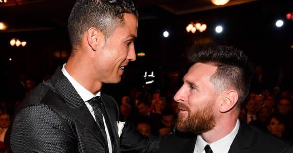 رونالدو يبعث رسالة لميسي بعد اعتزال المنتخب