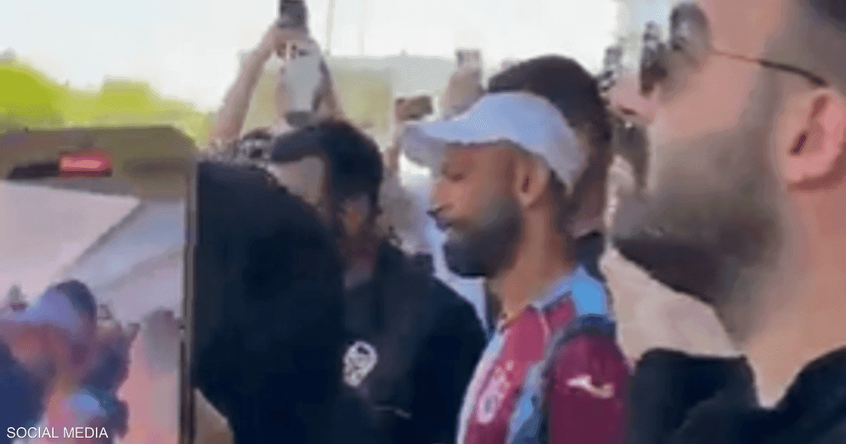 حشود تستقبل محمد صلاح في إسطنبول