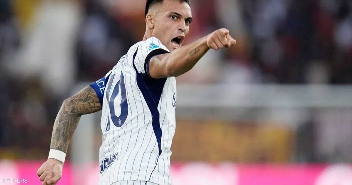 Martínez scores twice to earn Inter a key draw against Roma