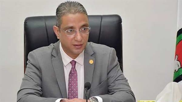 محافظ الجيزة يحقق في مخالفات النظافة