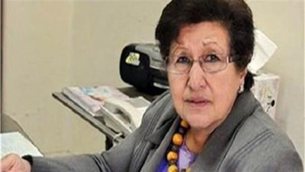 فريدة النقاش تدين قطع الأشجار وتبعاته