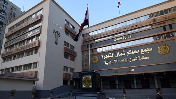 شاب ينتظر زواجه بعد هروبه من فتاة