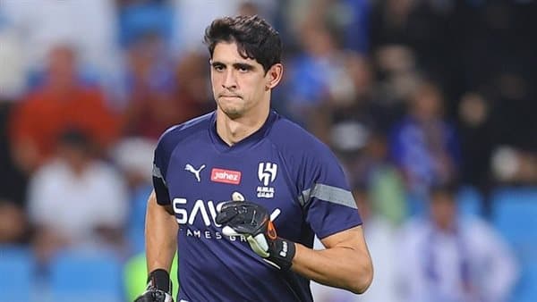 تشخيص إصابة حارس الهلال ياسين بونو
