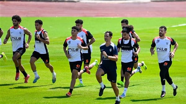 معتمد جمال يتولى قيادة الجبهة اليسرى للزمالك