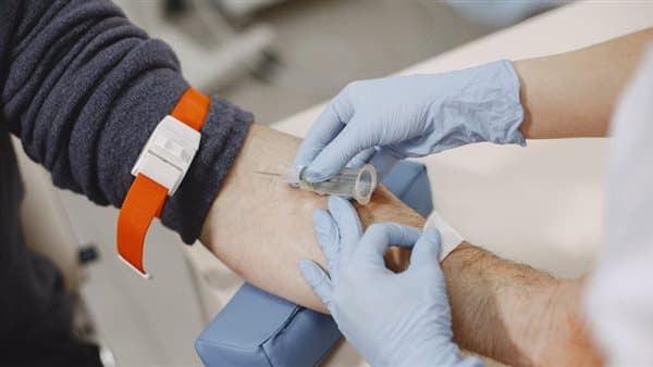 الإدارية تقضي بعدم إنهاء خدمة موظف