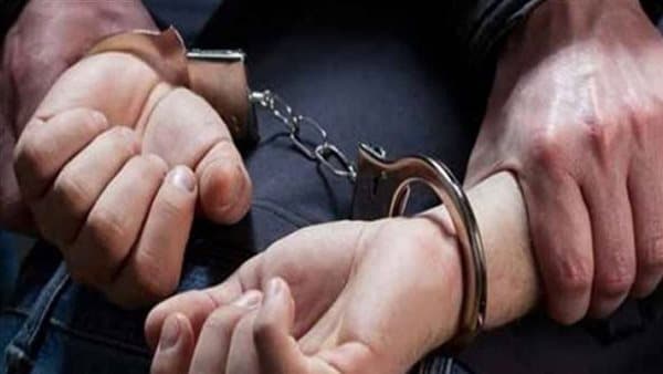 سائق نقل يفر بعد حادثة في البحيرة