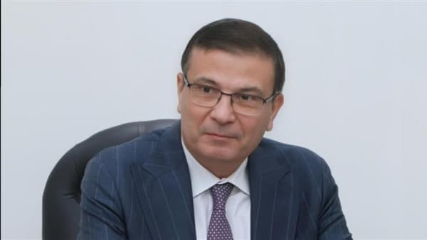 وزير الزراعة يربط صرف الأسمدة بكارت الفلاح