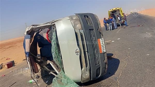 خمسة مصابين في حادث ميكروباص على الصحراوي