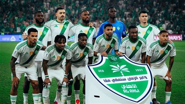 إيفان توني يقود تشكيل الأهلي أمام الخلود