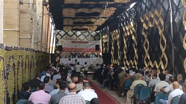 ترسية 12 محلًا بمزاد في العاشر