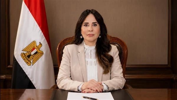 وزيرة الإسكان تتابع ضبط المخالفات في المدن الجديدة