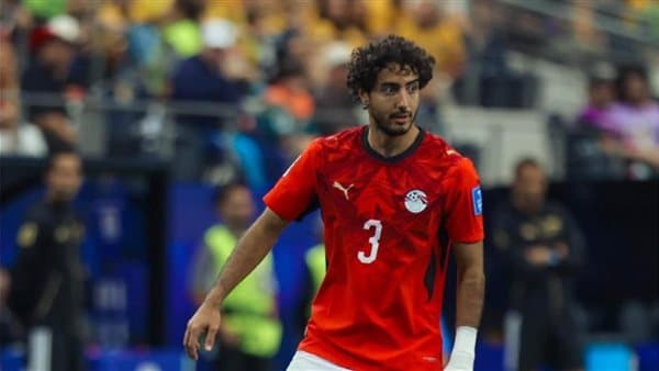 الأهلي يحدد شرطًا لتجديد عقدي هاني وإبراهيم