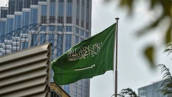 الدفاع المدني السعودي يصدر تحذيرا في 3 مناطق جنوبية