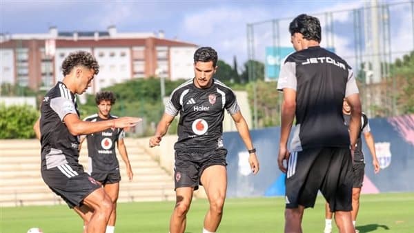 الأهلي يواجه زد لاستمرار الانتصارات