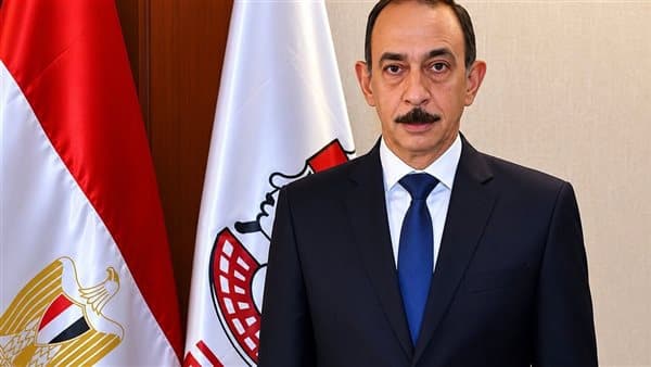 محافظ سوهاج ينفذ حركة تنقلات محدودة للمسؤولين