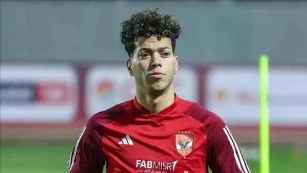 الأهلي يحدد مصير عقود اللاعبين