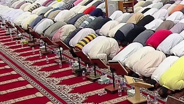 مواقيت أذان المغرب الأربعاء في مصر