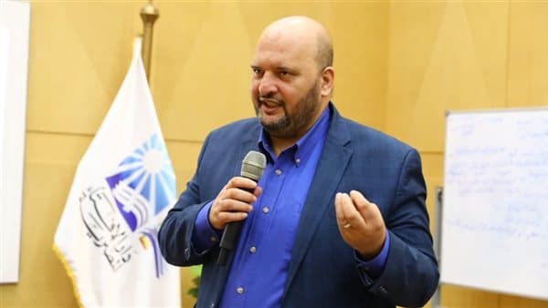 إبراهيم نجم يحدد ضوابط الفتوى ويحذر من الفوضى الرقمية