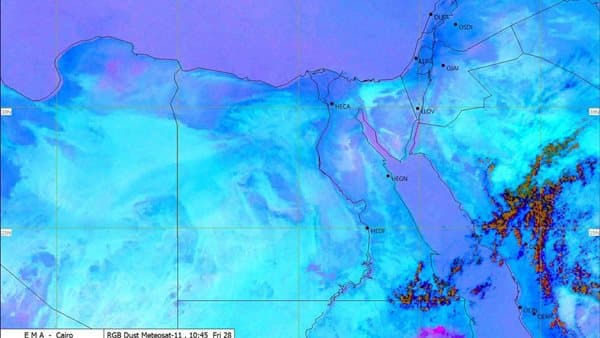 الطقس الآن حار مع فرص أمطار في الجنوب