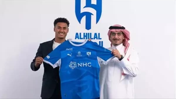 مدرب الهلال يوضح سبب تفضيل واتكينز على بنزيما