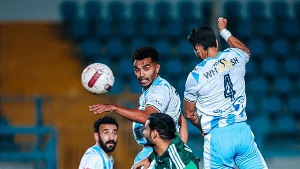 بيراميدز يفوز على المصري ويتصدر الدوري