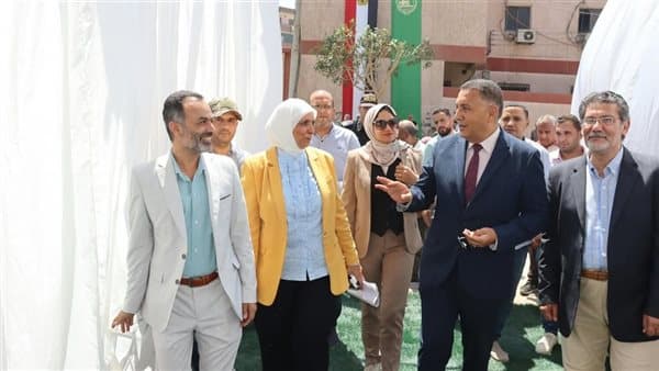 محافظ القليوبية يفتتح مركز معلومات الشبكات في الخانكة