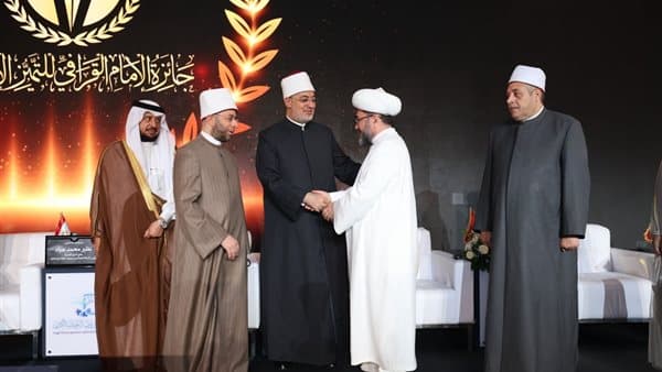 مفتي أوزبكستان يفوز بجائزة القرافي ويقترح فتوى حماية الأسرة