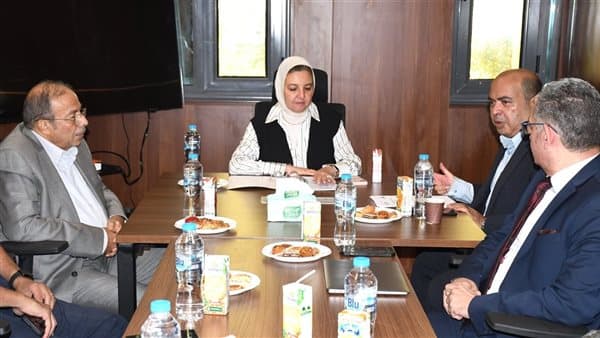 جامعة عين شمس تجهز معامل النانو